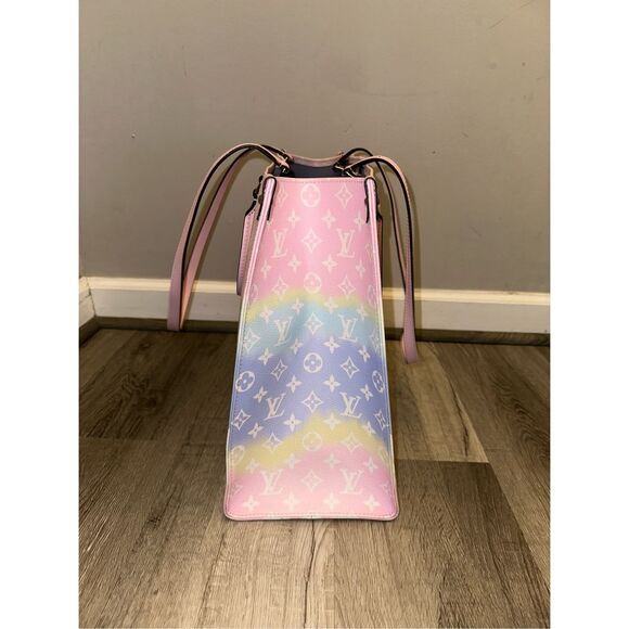 Louis Vuitton Monogram Coated Canvas Escale OnTheGo GM Tote Bag Pink Pastel - Picture 4 of 13